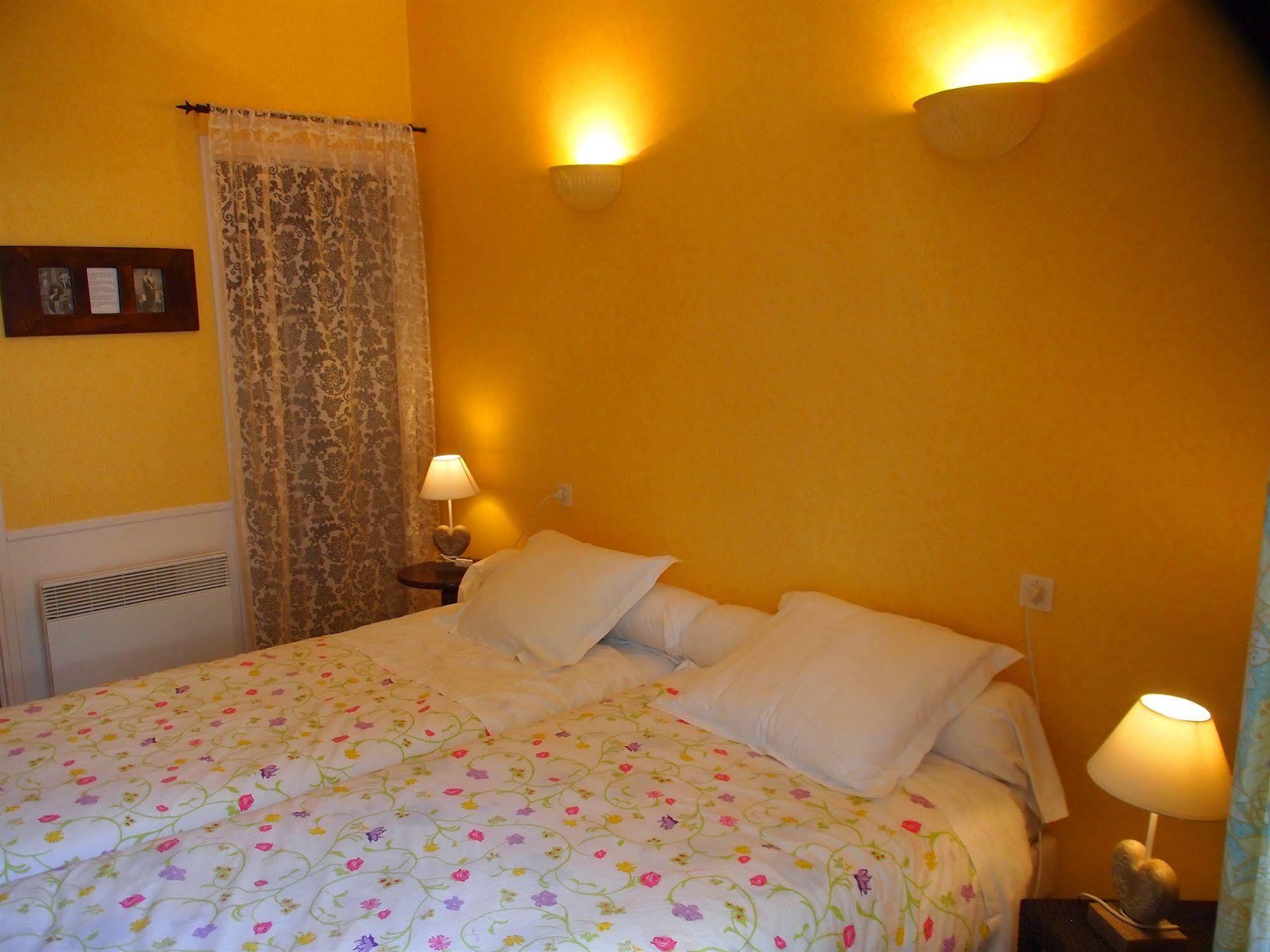 Hotel Emma Calve Мійо Екстер'єр фото
